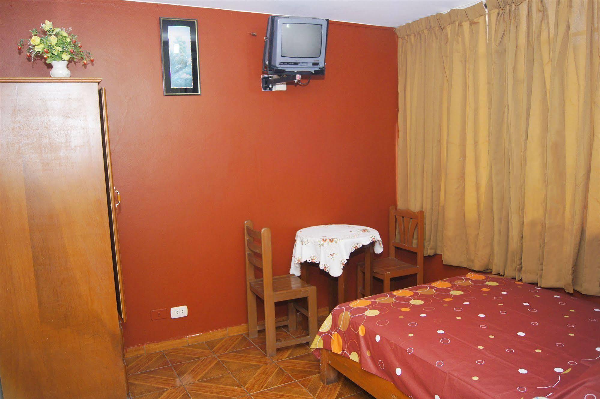 Hostal Las Fresas Lima Airport Кальяо Экстерьер фото